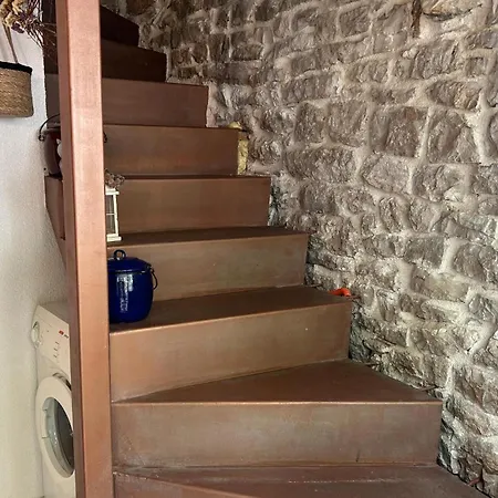 Holiday home Cozy In Donje Selo With Kitchen Donje Selo na Solti